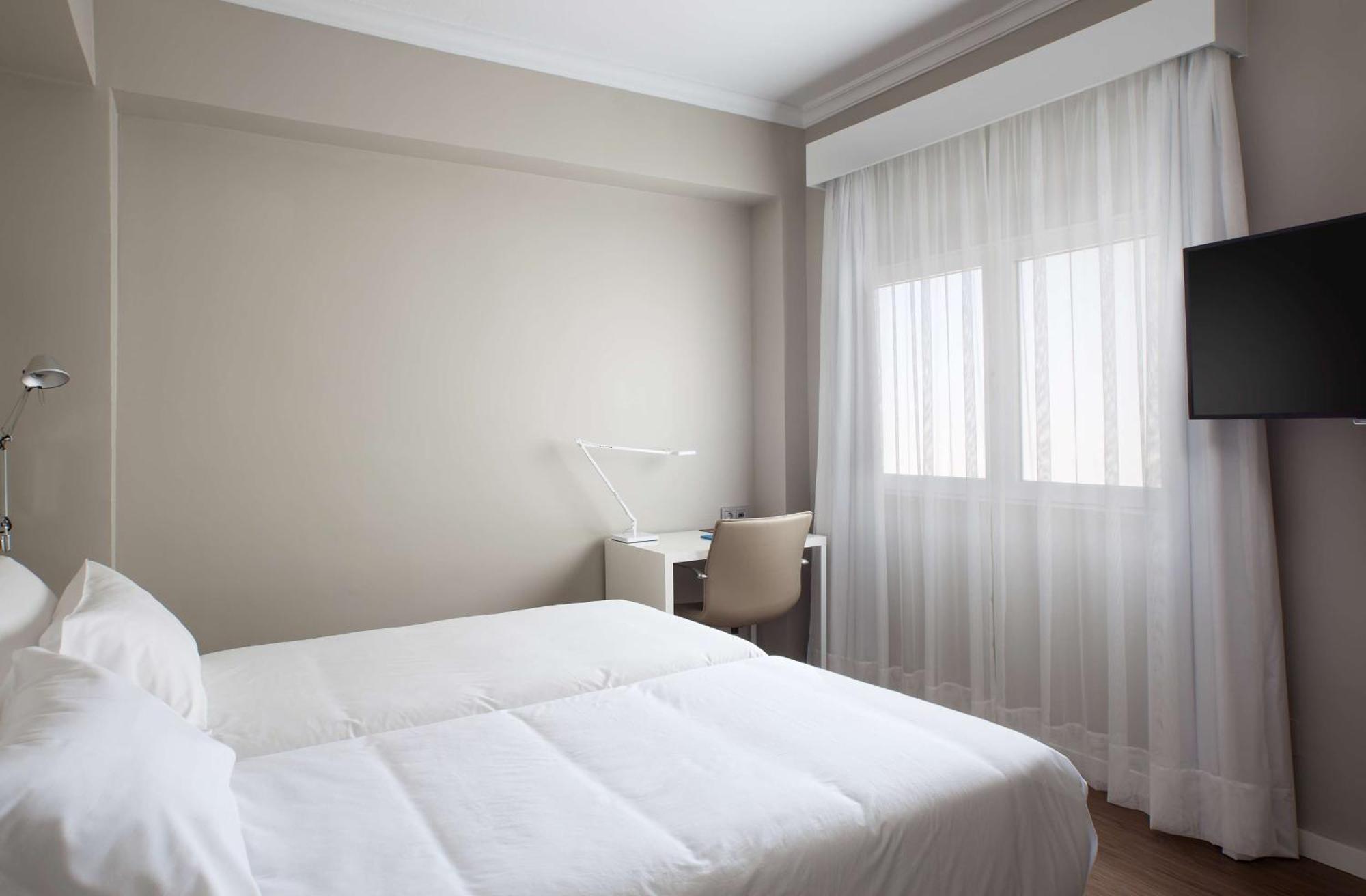 Nh Las Palmas Playa Las Canteras Екстер'єр фото