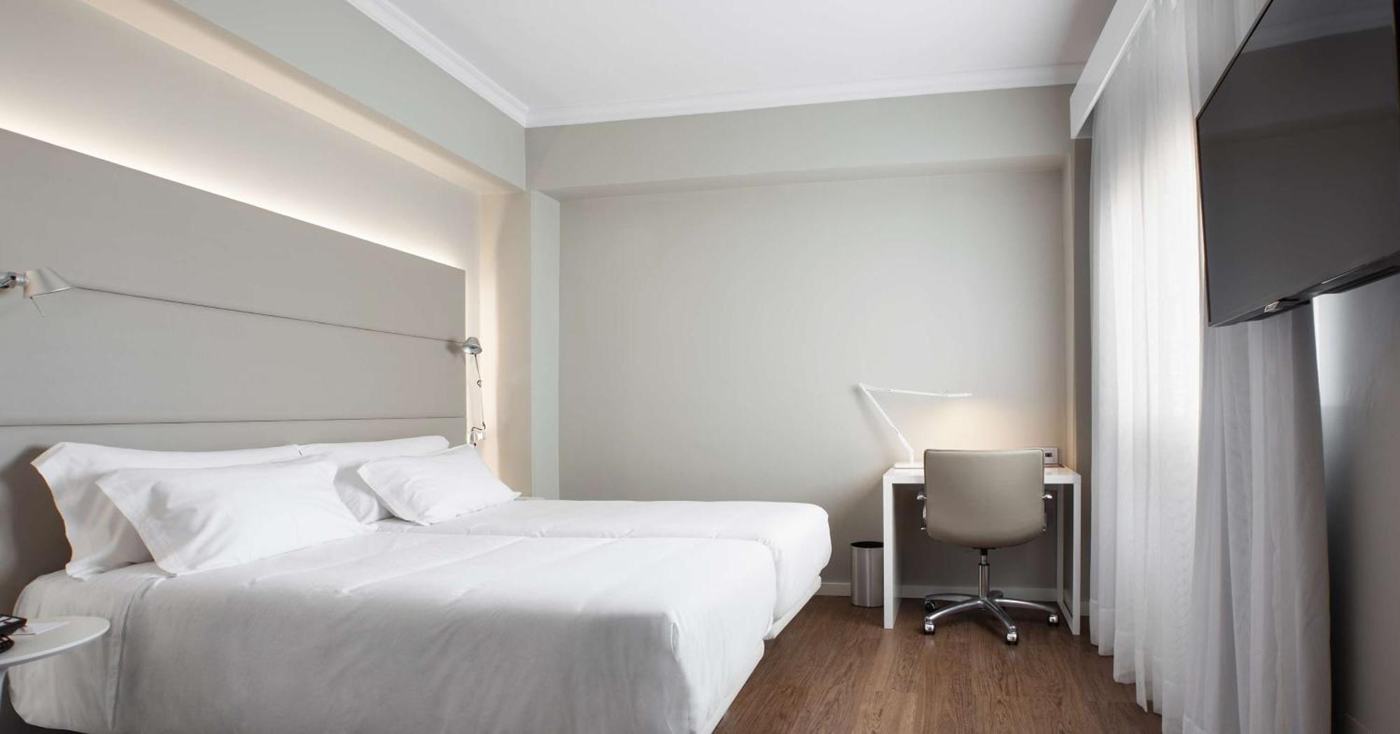 Nh Las Palmas Playa Las Canteras Екстер'єр фото