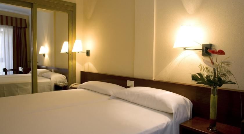 Nh Las Palmas Playa Las Canteras Екстер'єр фото